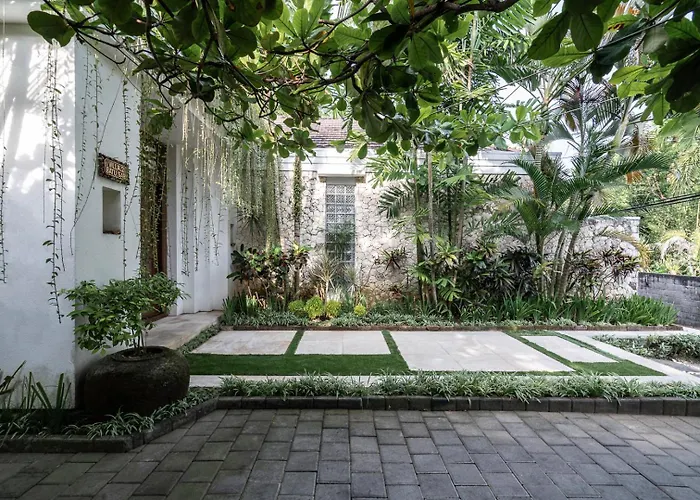 Villa Batu Sari *