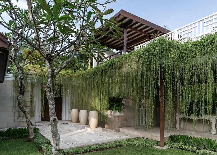 Villa Batu Sari *