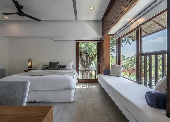 Batu Sari Villa *